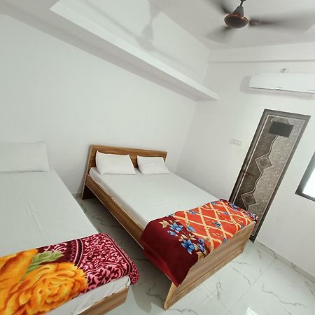 Shiv Shakti Homestay Kevadia Luaran gambar